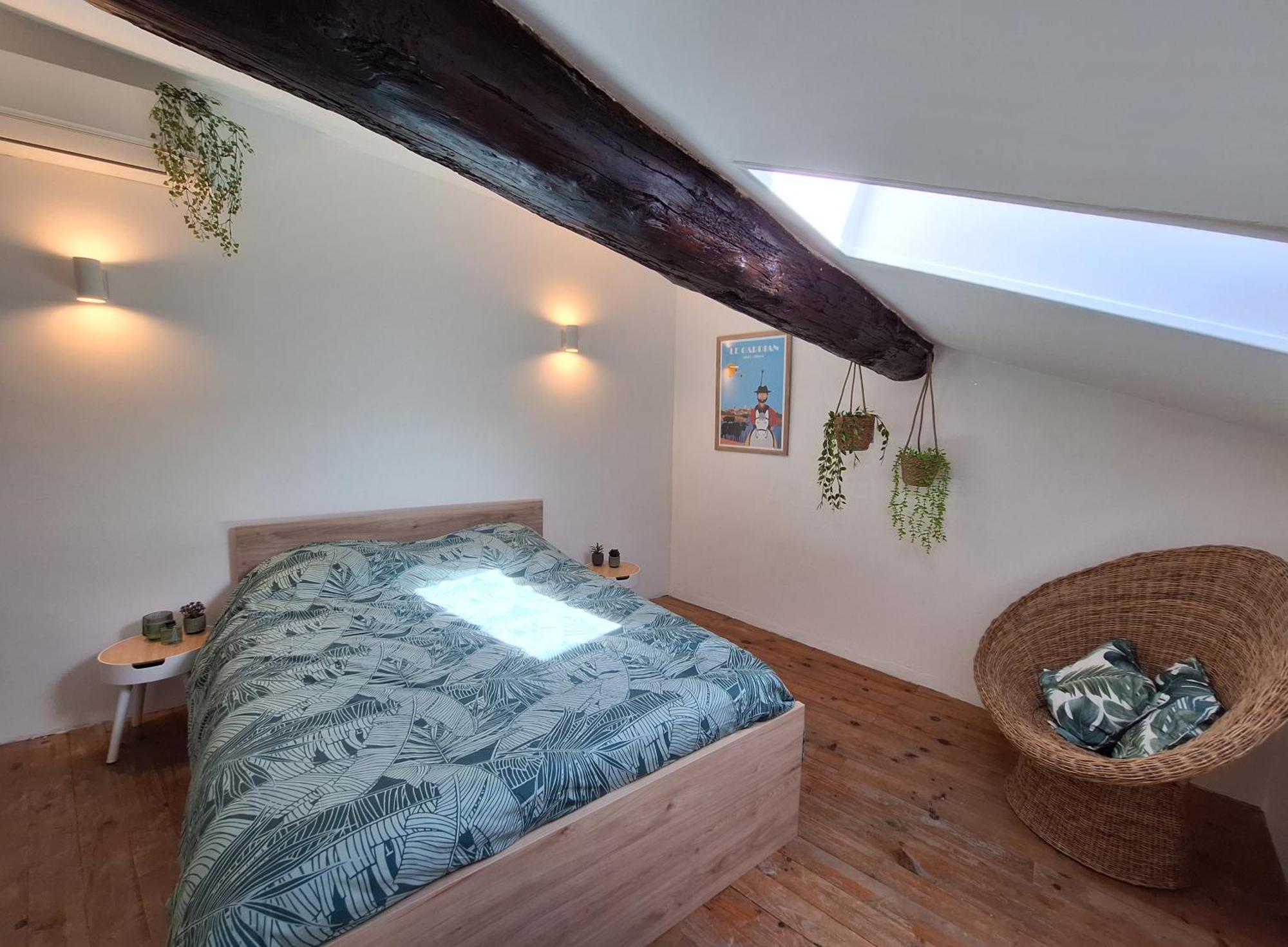 La Garriguette Appart Centre Historique Calme Climatise 6 Couchages Арл Екстериор снимка